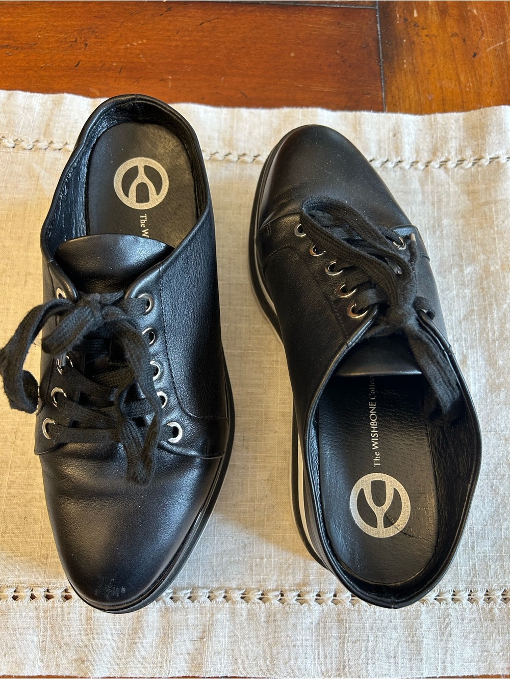 Brown’s Wishbone Collection Platform Lace-Up Slide On Sneakers - Picture 5 of 7